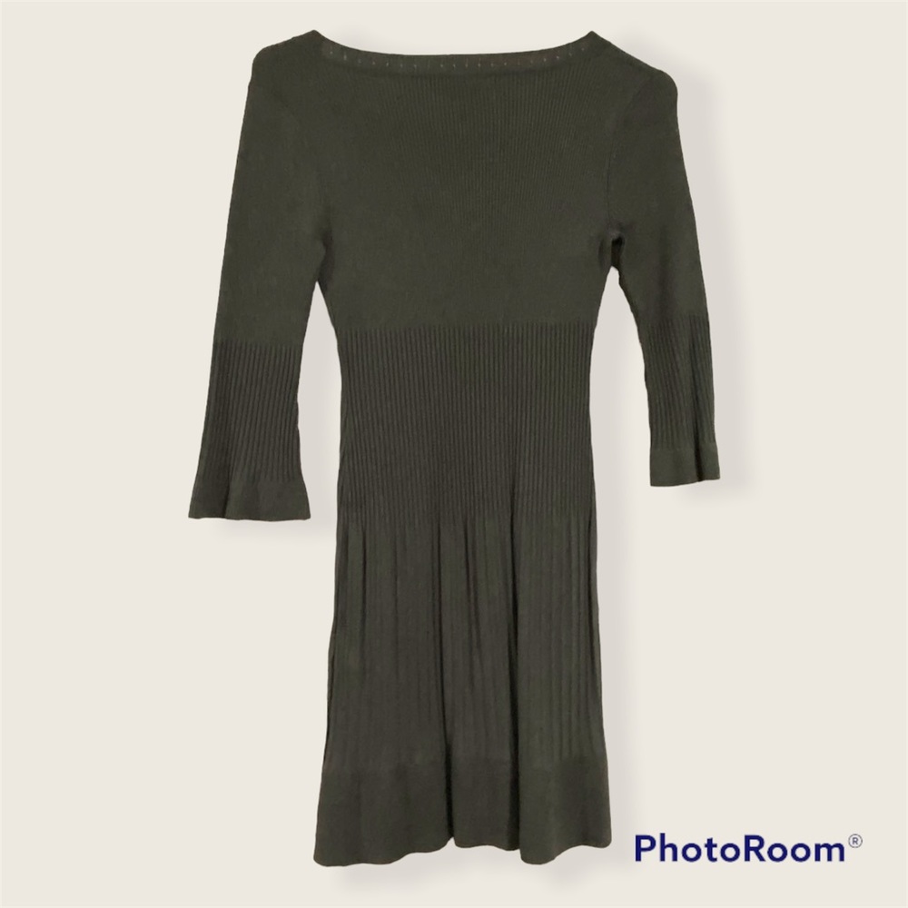 H&M DRESS SIZE XS - Picture 2 of 3